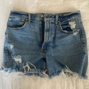 Abercrombie & Fitch “The 4” Mom Short - High Rise - Size 25 (0)